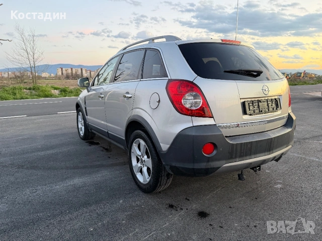 Opel Antara 2.0d 4x4 Автомат/Кожа, снимка 3 - Автомобили и джипове - 54209010