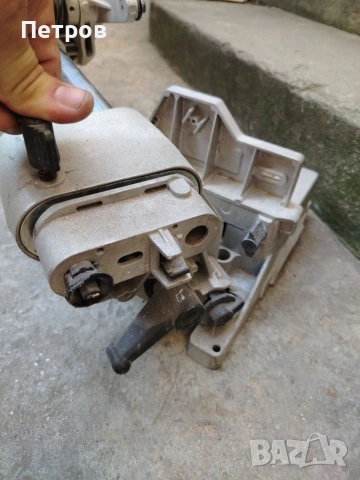 Потапящ циркуляр с герунг DeWalt, снимка 10 - Циркуляри - 54877636