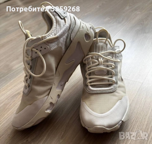 Оригинални мъжки маратонки Nike – №43 (US 9.5), снимка 4 - Маратонки - 54398427