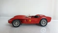 Ferrari 250 Testa Rossa от 1957 г. в мащаб 1:18, Bburago , произведен в Италия. , снимка 1