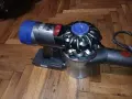 Отлична безжична Dyson V8 прахосмукачка с нова батерия и аксесоари, снимка 2