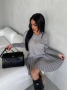Спортно-елегантен плетен комплект: Поло блуза и плисирана пола miu miu , снимка 2