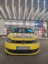 Volkswagen Touran 1.6 TDI 105 DSG/Кожен салон/Автопилот/Мултиволан/Печка, снимка 1