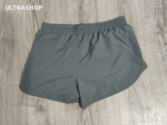 Дамски Nike M size спортни шорти в отлично състояние, снимка 5 - Къси панталони и бермуди - 54693772