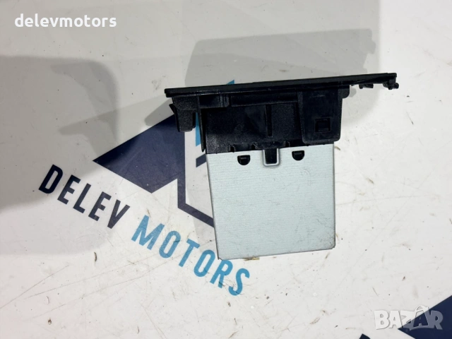 P32375814 USB порт от Volvo XC60 2 B5 Mild-Hybrid AWD 2.0 дизел, двигател D420T2, 235 кс., 4x4, снимка 4 - Части - 54069047