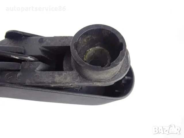 Рамо на задна чистачка с държач за перо за Volvo C30 1.6 TDI (2012) 31255899 OEM, снимка 2 - Части - 55623125