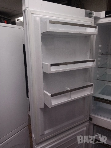 Като нов комбиниран хладилник с фризер Liebherr No Frost WI -FI 2 години гаранция!, снимка 5 - Хладилници - 54002833