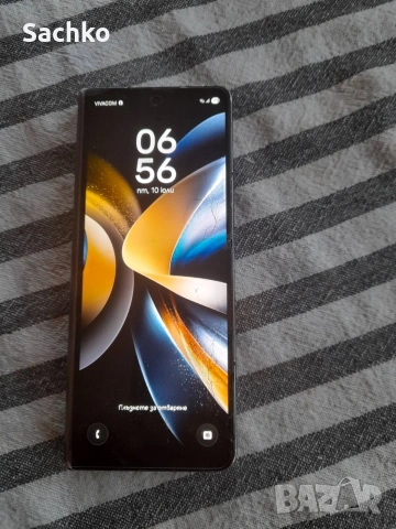 Fold 4 телефон добро , снимка 2 - Samsung - 55227458