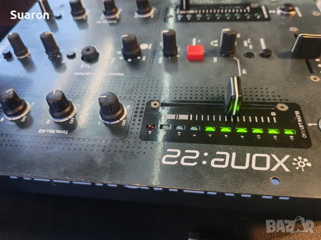 Пулт миксер ,, ALLEN HEATH XONE:22", снимка 5 - Ресийвъри, усилватели, смесителни пултове - 55594781