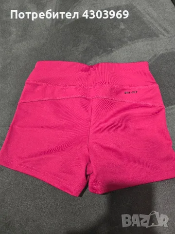 къси спортни гащи Nike S, снимка 2 - Къси панталони и бермуди - 55399826