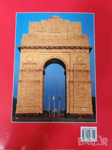 Делхи Агра и Джайпур / Delhi Agra & Jaipur - голям цв.албум/пътеводител  на англ.език, снимка 2 - Енциклопедии, справочници - 54088696