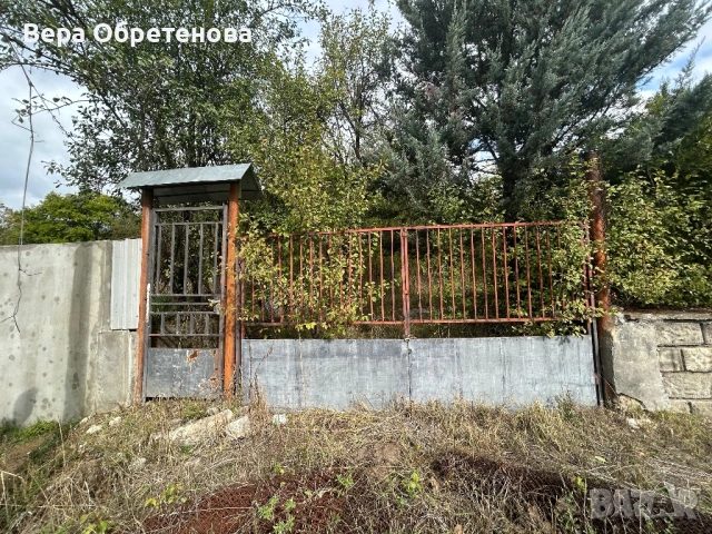 Продавам парцел с къща в с. Батулци, снимка 9 - Парцели - 54399998