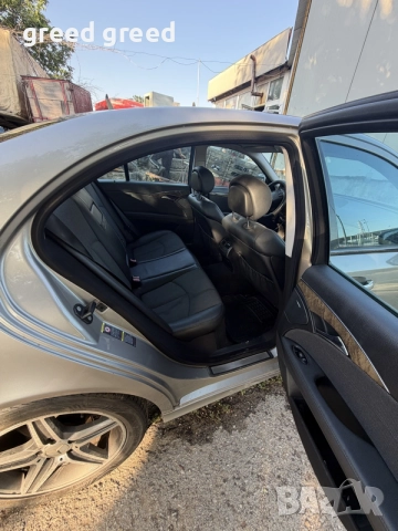 Мерцедес е класа 3.2cdi, снимка 3 - Автомобили и джипове - 55250004