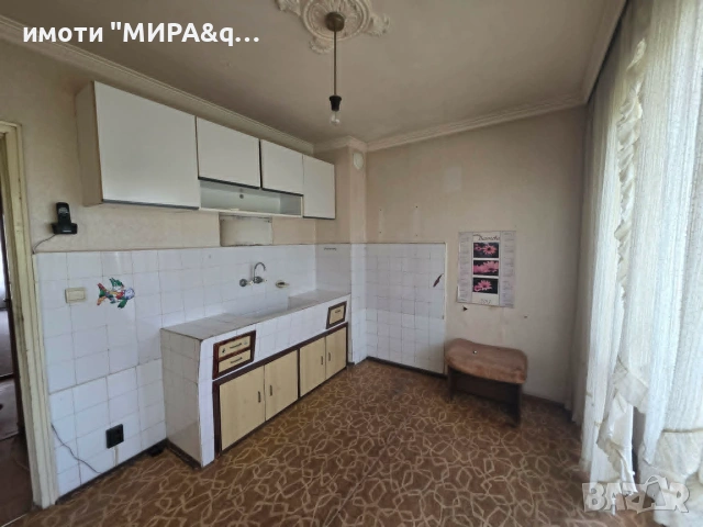 Просторен тристаен апартамент с отличен потенциал в кв.Куба,гр.Хасково, снимка 5 - Апартаменти - 55145721