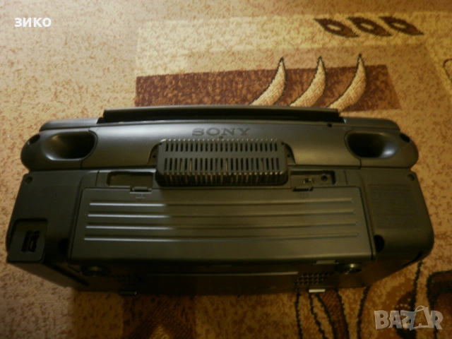 Sony ZS-5 - Boombox система (супер касетофон), снимка 5 - Радиокасетофони, транзистори - 54704831