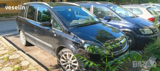 opel zafira top състояние 6+1, снимка 2 - Автомобили и джипове - 54730833