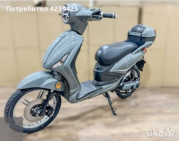 Електрически скутер Moovy, Мотор 500W. Не подлежи на регистрация.