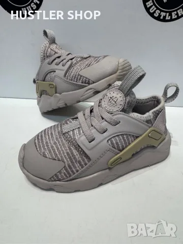 Детски маратонки NIKE AIR HUARACHE. Номер 26