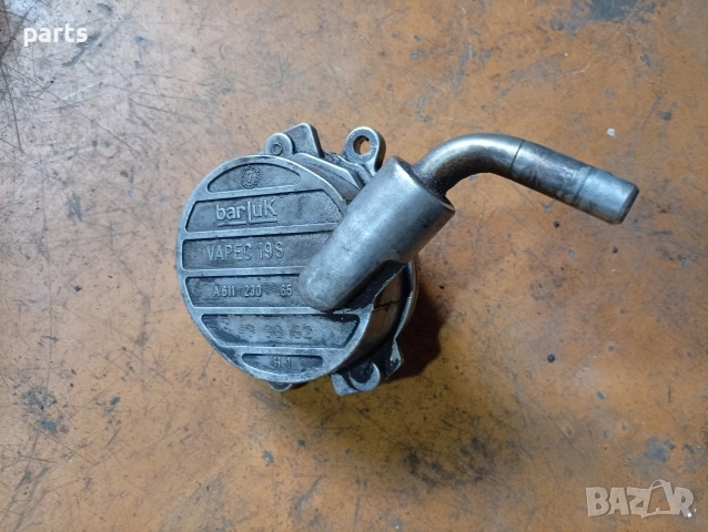 Вакуум Помпа 2.2CDI - 2.7CDI Мерцедес Е класа W210 (H) - C W202 W203 - A61123065 - A6112300065, снимка 3 - Части - 55108012