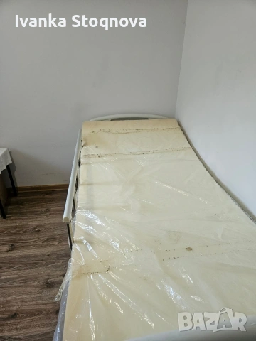 Продавам медицинско болнично легло (механично, с четири секции) , снимка 3 - Други - 54741658