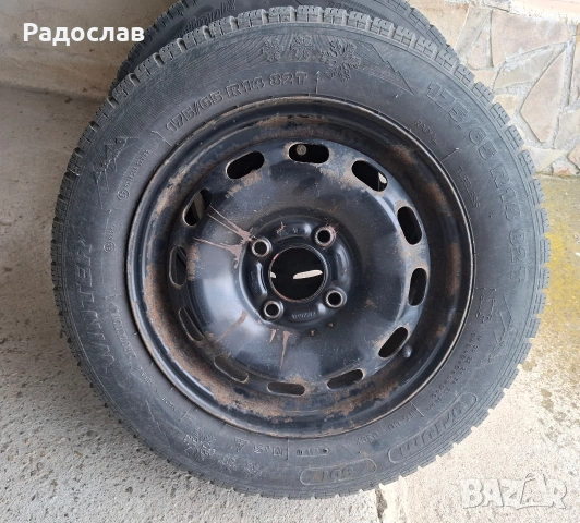 Железни джанти 14" Форд с зимни гуми, снимка 4 - Гуми и джанти - 54025741