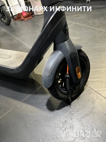 електрическа тротинетка Ninebot E2PRO + зарядно, снимка 9 - Велосипеди - 54795456