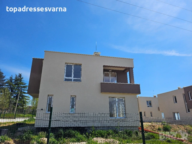 Нова къща с четири спални, снимка 2 - Къщи - 54354593