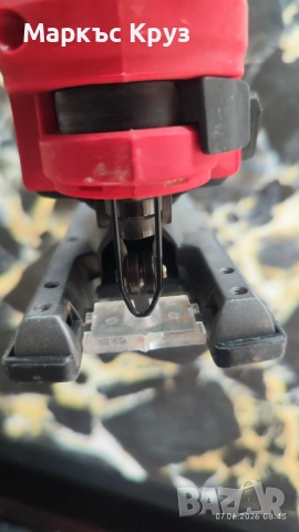 Зеге Milwaukee M18 FBJS отлично!, снимка 3 - Други инструменти - 54805814