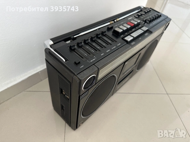 Sharp GF 9090 boombox Japan , снимка 3 - Радиокасетофони, транзистори - 54624794