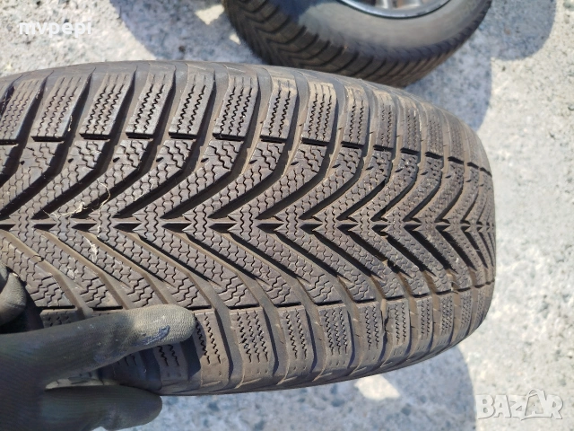 гуми vredestein 205/55/16 комплект с джанти, снимка 3 - Гуми и джанти - 55101145