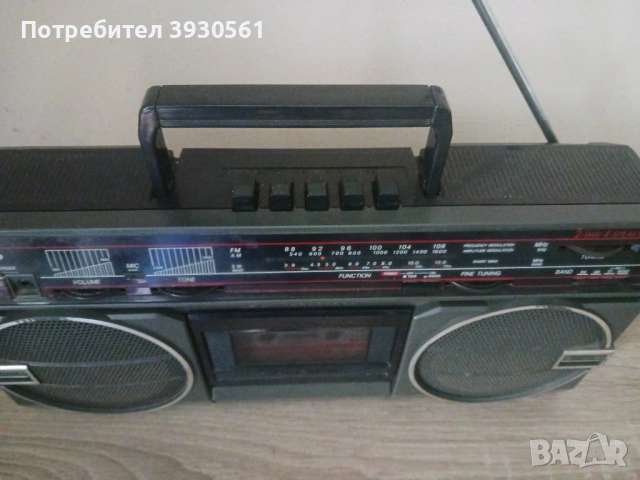 Радиокасетофон SHARP GF-3939, снимка 3 - Радиокасетофони, транзистори - 54750776