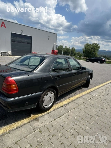 Mercedes C180 1.8 ГАЗ, снимка 4 - Автомобили и джипове - 55161593