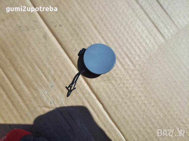 Капачка за Кука Задна Броня 3G9807441B Volkswagen Passat B9 1.5 eTSI 150кс 2024г Бензин