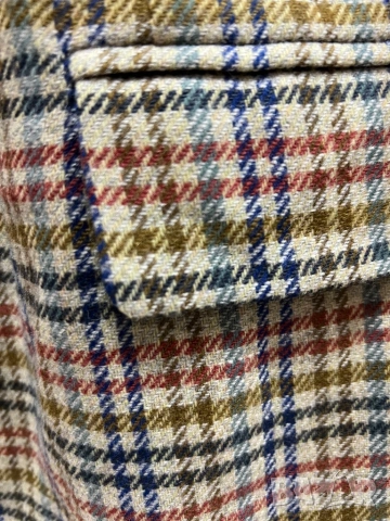 Дамско вълнено сако, снимка 3 - Сака - 53971611