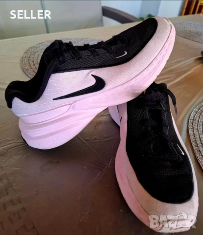 Оригинални Маратонки Nike , снимка 2 - Маратонки - 55227772