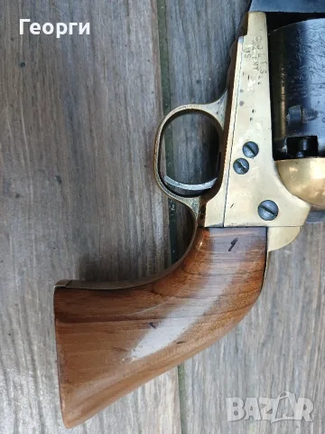 Стар револвер Colt Navy 1851г. , снимка 2 - Антикварни и старинни предмети - 55466392