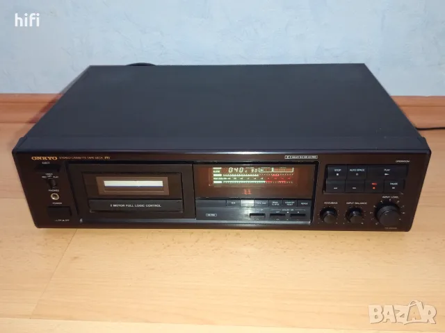Двуглав касетен дек Onkyo TA-2830