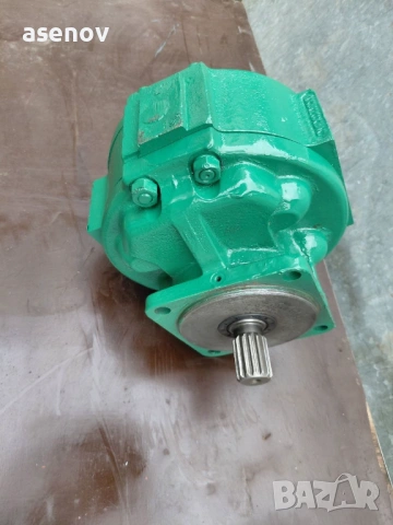 хидравлична помпа, снимка 3 - Резервни части за машини - 54222984