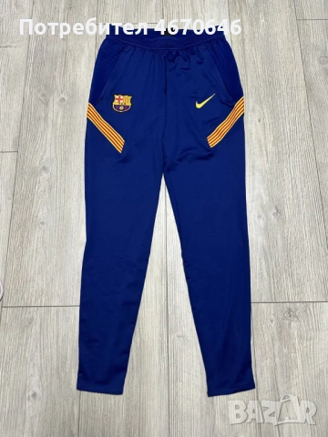 Футболни шорти Bayern Munich 2003/2004 анцунг долнище nike Barcelona  анцунг горнище Nike football , снимка 8 - Футбол - 54822558