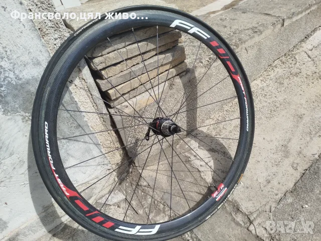28 цола карбонова шосейна капла за велосипед колело dt Swiss 240
