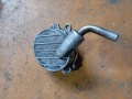 Вакуум Помпа 2.2CDI - 2.7CDI Мерцедес Е класа W210 (H) - C W202 W203 - A61123065 - A6112300065, снимка 3