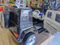 MERCEDES Акумулаторен джип EQG черен, снимка 7