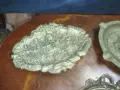 Антикварни пепелници от лят метал, вероятно изработени от месинг или бронз, снимка 2