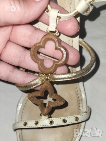 LOUIS VUITTON оригинални сандали 37,5, снимка 2 - Сандали - 55063426