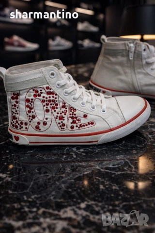 Love Moschino N 37 Limited, снимка 4 - Дамски ежедневни обувки - 54065412