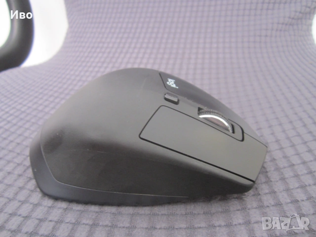 Logitech MX Master M-R0066 безжична блутут мишка, снимка 3 - Клавиатури и мишки - 54572832