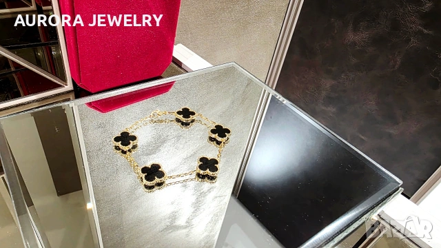 Van Cleef & Arpels VCA 5 Motifs Gold Black Onyx Vintage Alhambra Дамска Гривна, снимка 2 - Гривни - 54423256