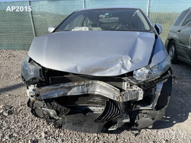 Honda Insight 1.3i Hybrid Elegance 2010. На части.
