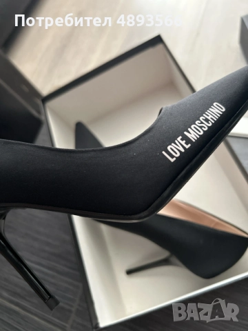 Moschino нови дамски обувки, снимка 2 - Дамски обувки на ток - 55373453