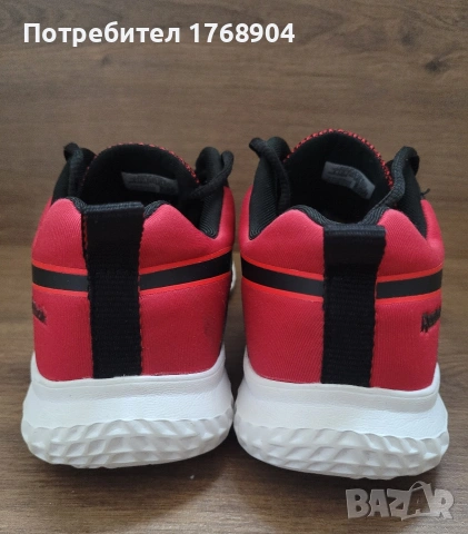 Детски маратонки Reebok-36,5номер, снимка 4 - Детски маратонки - 54801270
